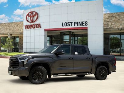 New 2026 Toyota Tundra SR5 w/ SR5 Convenience Package