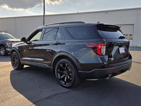 Used 2023 Ford Explorer ST-Line w/ Class IV Trailer Tow Package RWD image 5