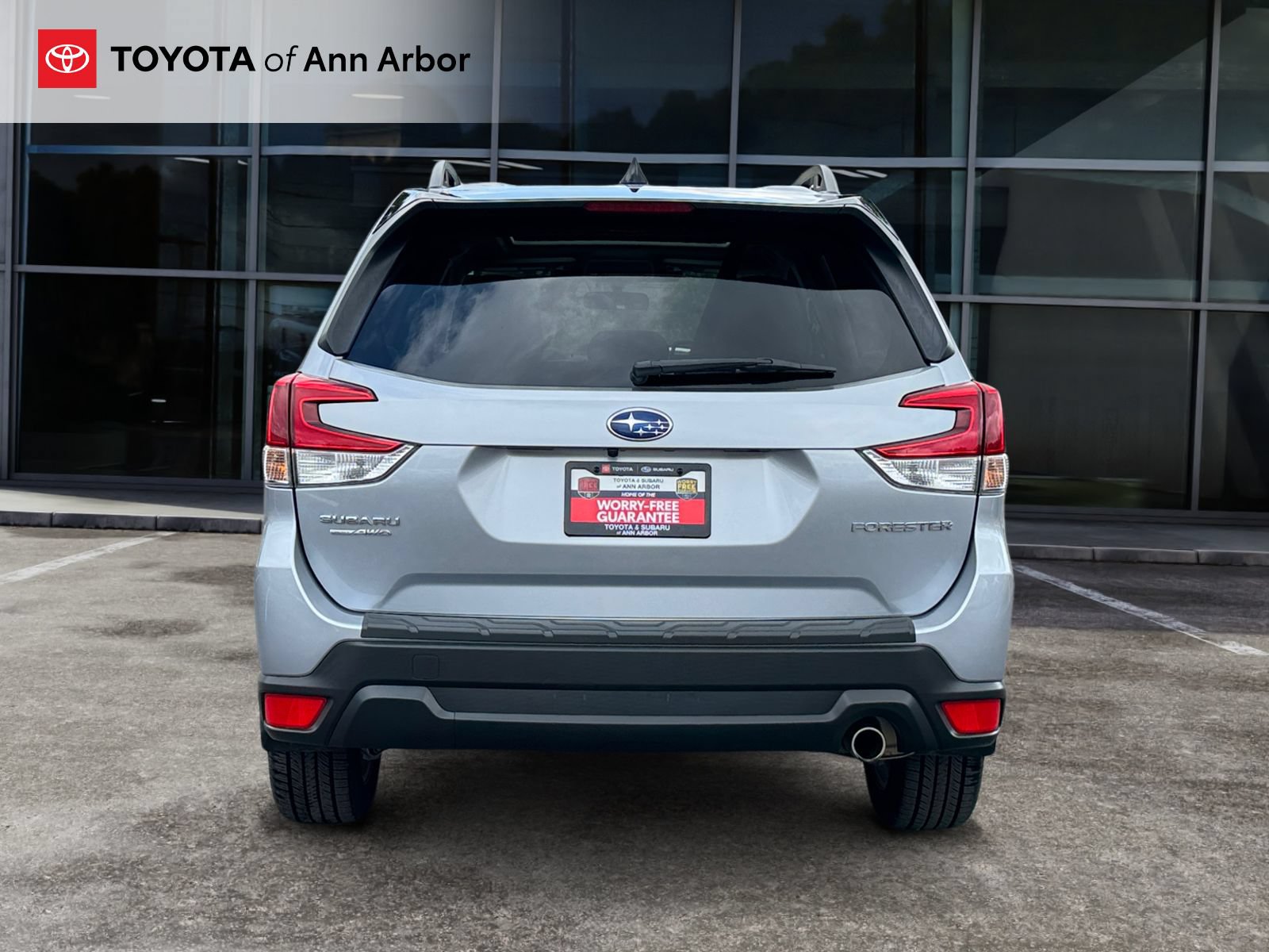 Used 2024 Subaru Forester Limited AWD/4WD image 11