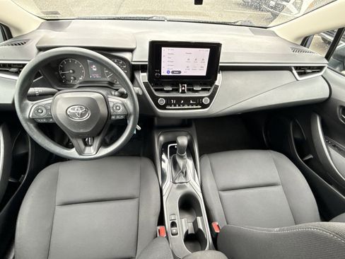 Used 2024 Toyota Corolla LE image 22