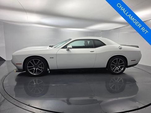 Used 2023 Dodge Challenger R/T RWD image 7