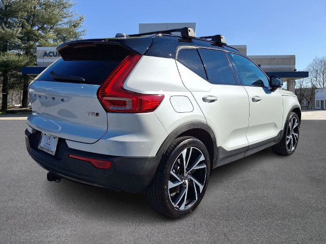 Used 2021 Volvo XC40 T5 R-Design w/ Advanced Package AWD/4WD image 6