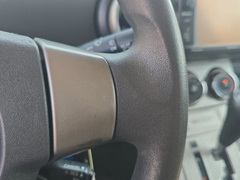 Used 2015 Scion xB FWD image 23