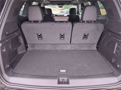 New 2026 GMC Acadia Denali Ultimate AWD/4WD image 40