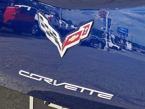 Used 2018 Chevrolet Corvette Stingray Convertible w/ 3LT Preferred Equipment Group RWD image 23