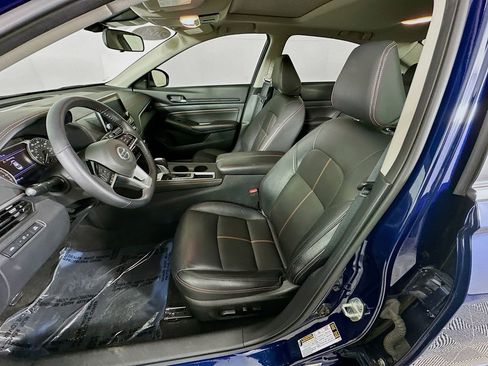 Used 2021 Nissan Altima 2.5 SR w/ SR Premium Package image 29