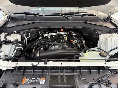 New 2026 Ford Explorer Active w/ Active Comfort Package image 10