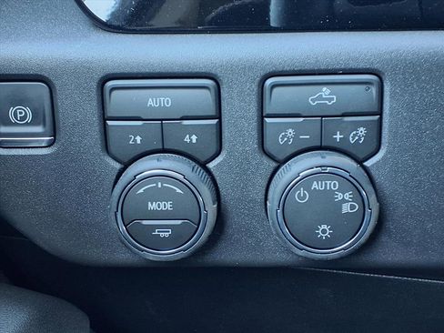 New 2026 Chevrolet Silverado 1500 LT image 9