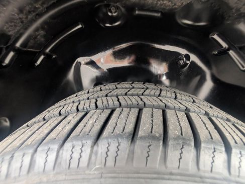 Used 2017 Honda Pilot EX image 25