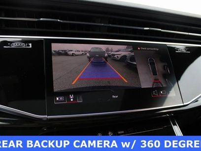 New 2025 Audi Q8 Premium