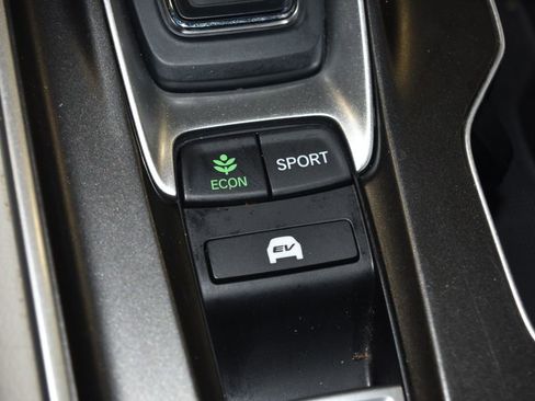 Used 2022 Honda Accord Touring image 19