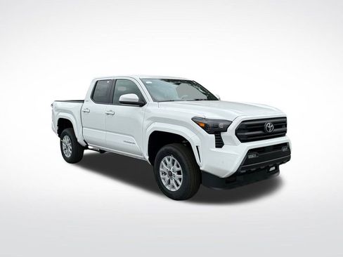 New 2025 Toyota Tacoma SR5 image 7