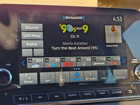 Used 2023 Mitsubishi Outlander SE image 17