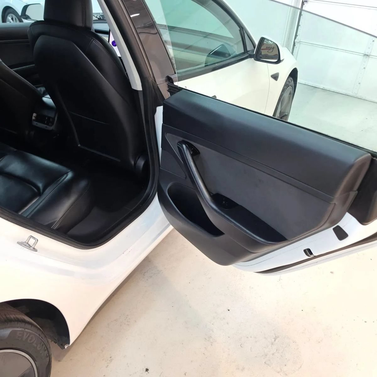 Used 2023 Tesla Model 3 Standard Range RWD image 23