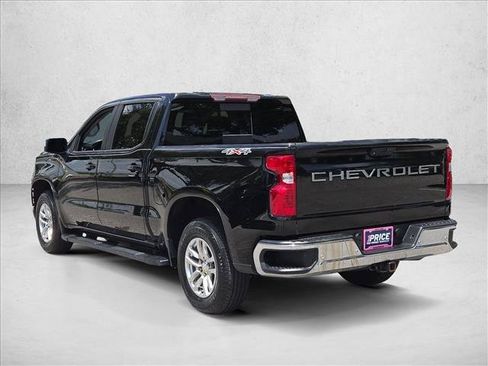 Used 2021 Chevrolet Silverado 1500 LT w/ Convenience Package II AWD/4WD image 8