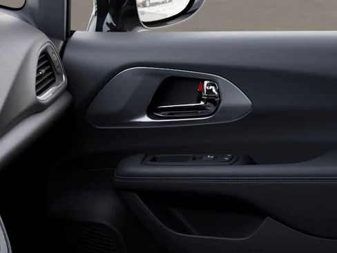 New 2026 Chrysler Voyager LX image 25