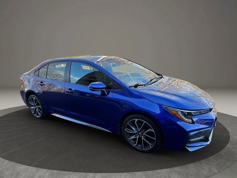 Used 2020 Toyota Corolla SE image 12