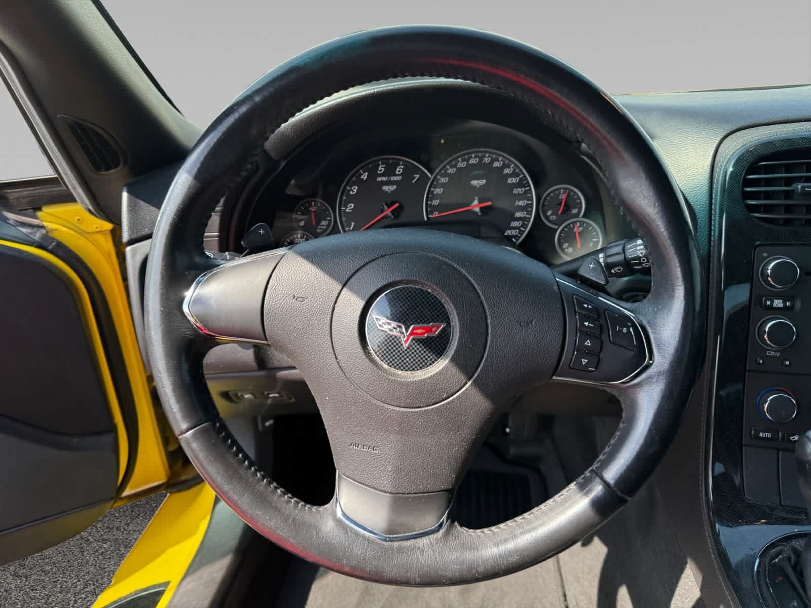 Used 2013 Chevrolet Corvette Coupe RWD image 13