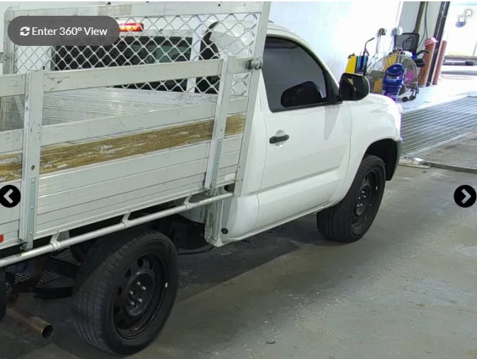 Used 2012 Toyota Tacoma 2WD Regular Cab image 2
