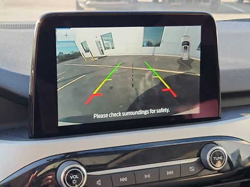 Used 2022 Ford Escape SEL w/ Technology Package image 16