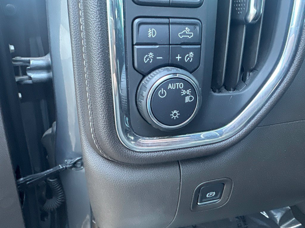 Used 2021 Chevrolet Silverado 1500 RST w/ Z71 Off-Road Package AWD/4WD image 9