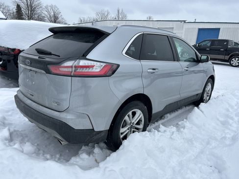 Used 2020 Ford Edge SEL w/ Convenience Package image 4