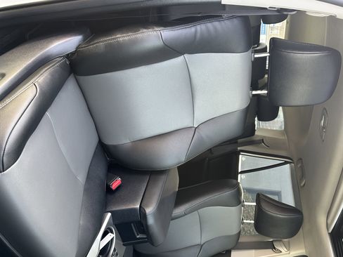 Used 2023 Toyota 4Runner SR5 Premium image 23