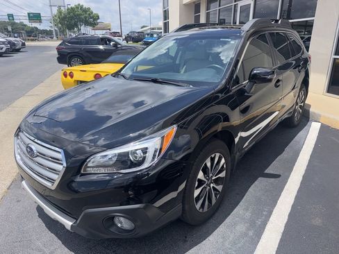 Used 2017 Subaru Outback 3.6R Limited AWD/4WD image 1