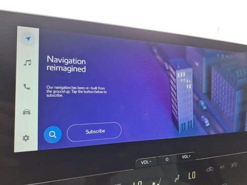 Certified 2023 Subaru Solterra Limited image 30