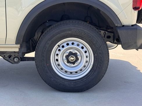 New 2026 Ford Bronco 2-Door AWD/4WD image 14