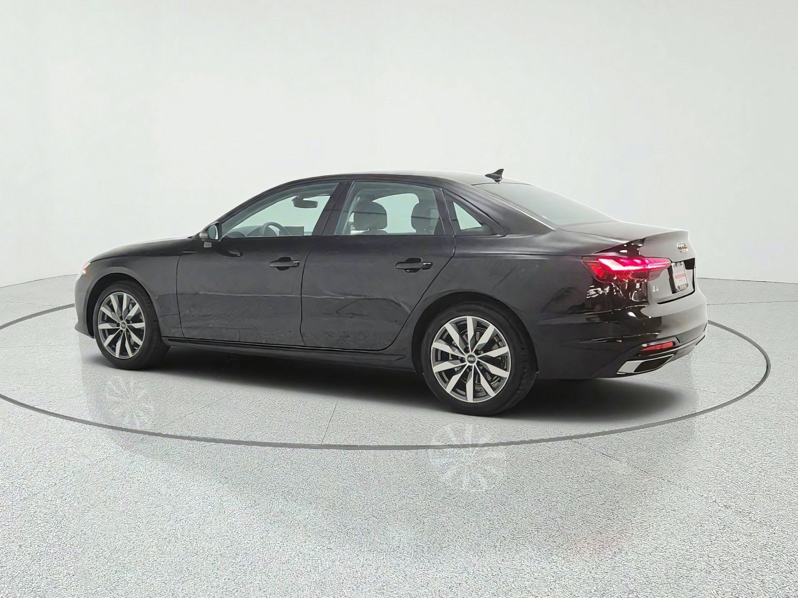 Used 2023 Audi A4 2.0T Premium Plus w/ Premium Plus Package AWD/4WD image 7