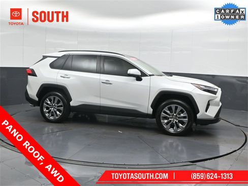 Used 2024 Toyota RAV4 Limited image 1