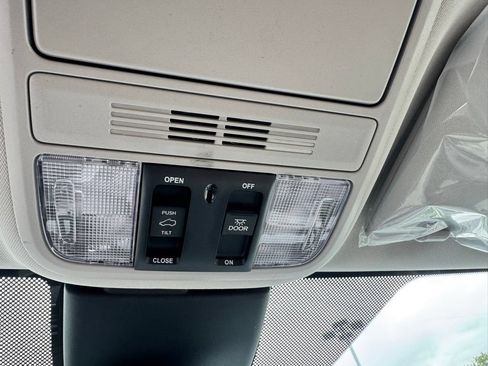 New 2026 Honda Odyssey EX-L image 28