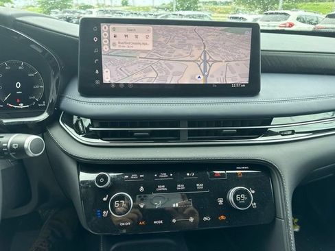 Certified 2026 INFINITI QX60 Sport w/ Dark Cargo Package AWD/4WD image 4