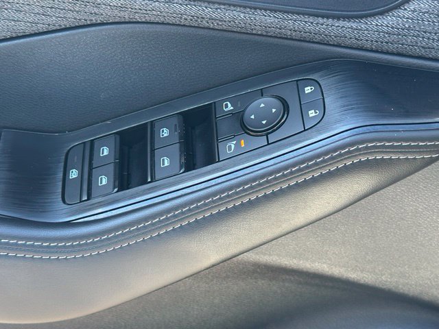 Certified 2023 Nissan Rogue SV AWD/4WD image 18