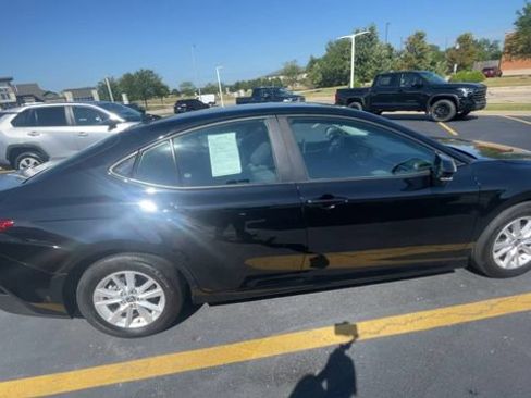 Used 2025 Toyota Camry LE FWD image 3