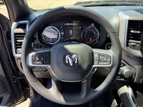 Used 2026 RAM 1500 Express AWD/4WD image 15