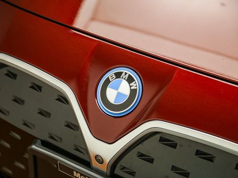 Used 2023 BMW i4 eDrive40 w/ Premium Package RWD image 9