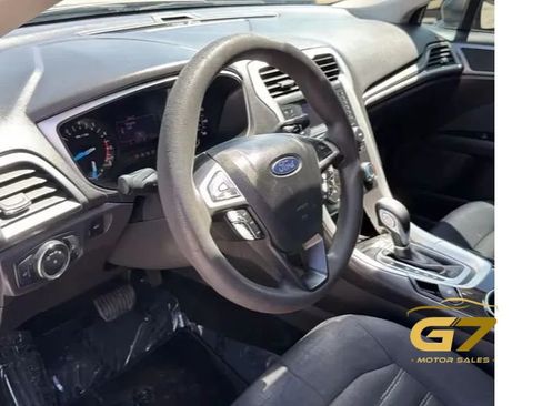 Used 2013 Ford Fusion SE FWD image 18