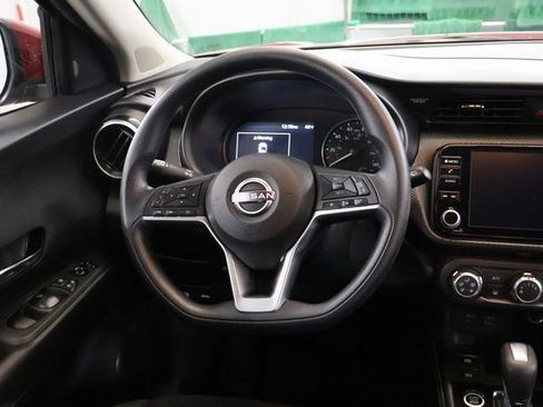 Used 2023 Nissan Kicks SV image 13
