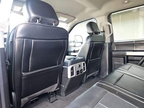 Used 2020 Ford F250 Lariat w/ Lariat Value Package image 32