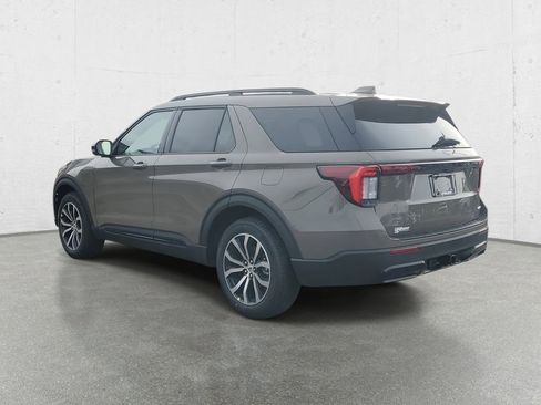 New 2026 Ford Explorer ST-Line image 5