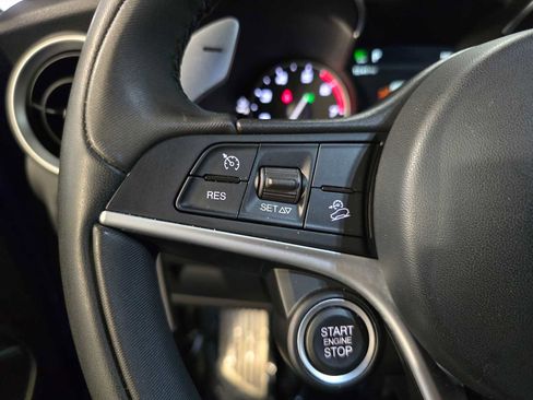 Used 2018 Alfa Romeo Stelvio Ti Sport image 21