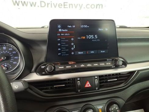 Used 2021 Kia Forte LXS image 18