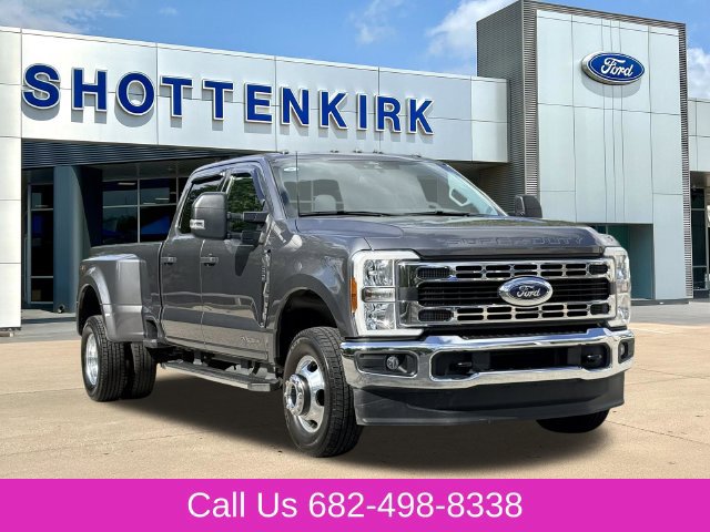 Used 2026 Ford F350 XLT AWD/4WD image 2