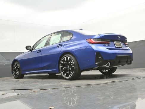 New 2026 BMW 330i Sedan w/ M Sport Package image 44