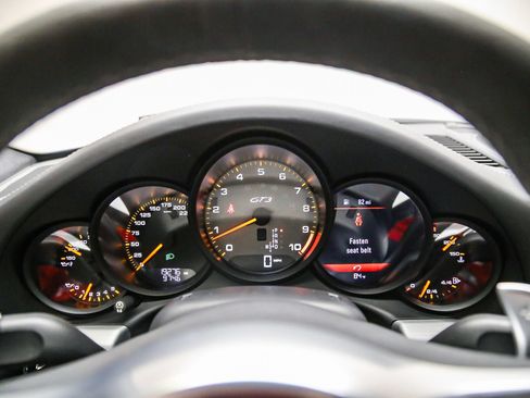 Certified 2015 Porsche 911 GT3 RWD image 27