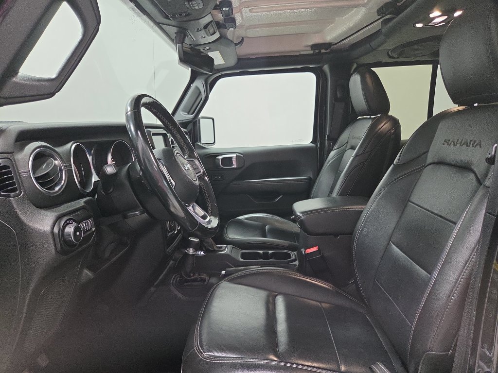 Used 2020 Jeep Wrangler Unlimited Sahara AWD/4WD image 2