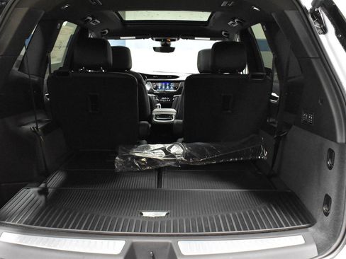 New 2025 Cadillac XT6 Premium Luxury w/ Technology Package AWD/4WD image 18