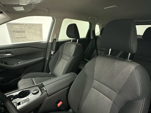 New 2026 Nissan Rogue SV AWD/4WD image 9